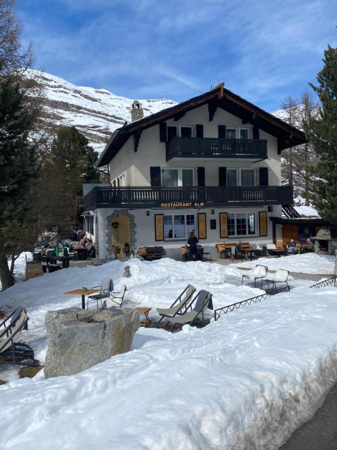 Chalet Alm Zermatt Bagian luar foto